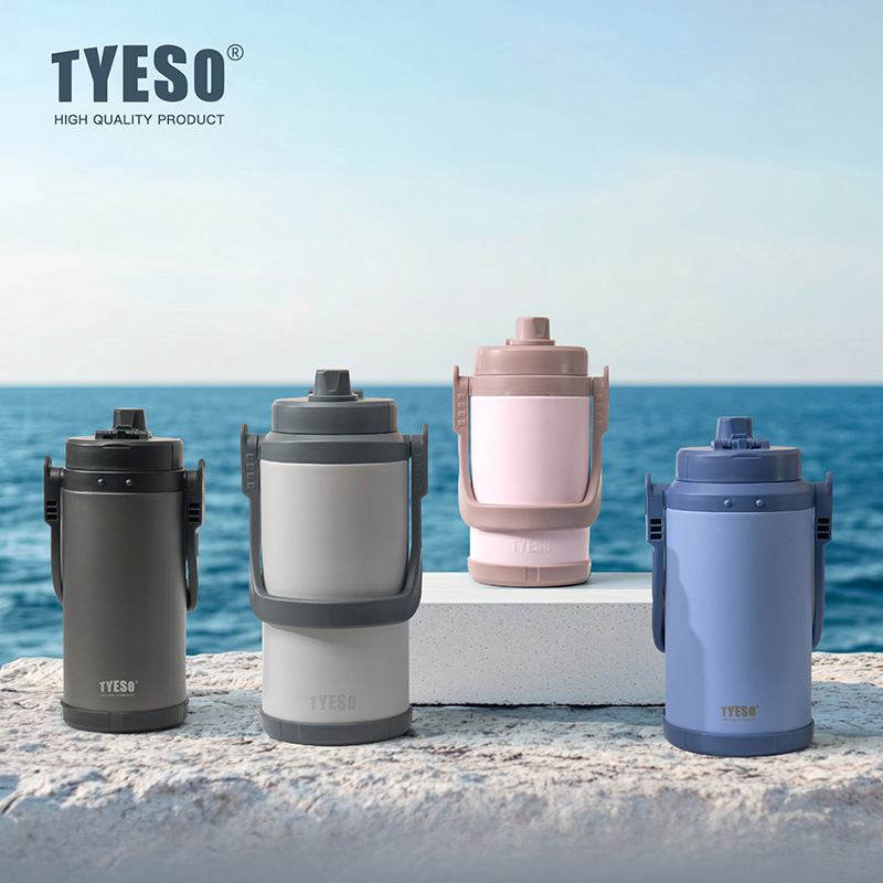 Sports Equipment Types - TYESO Insulated Water Bottles Large Capacity