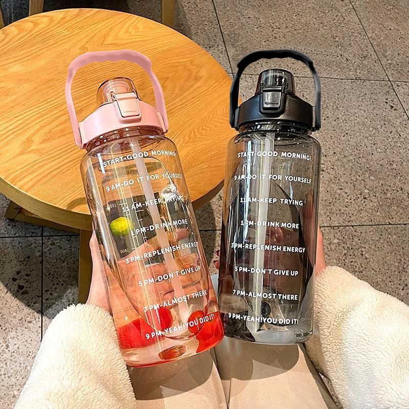 2 Liters Straw Plastic Water B - Sports Equipment Types 评论和价格